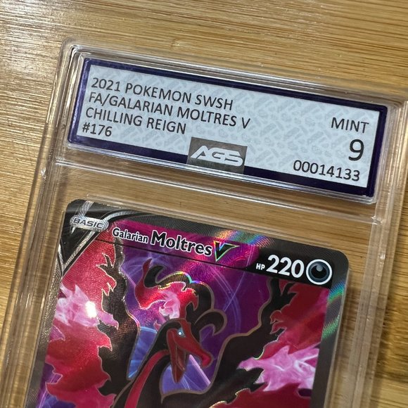 2021 Pokemon SWSH Chilling Reign‎ Full Art Holo Moltres #176 AGS 9 MINT - Picture 3 of 5